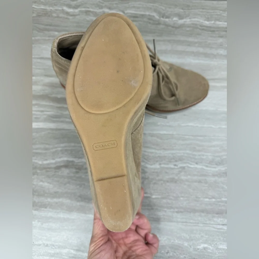 Coach Cassy Tan Suede Wedge Lace Up Booties Womens Size 8B